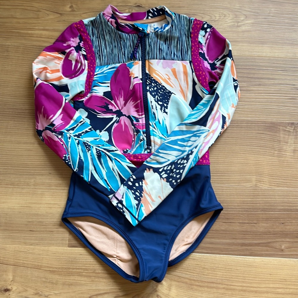 Athleta girl swim - size 7